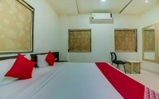 OYO 1647 Hotel Regent