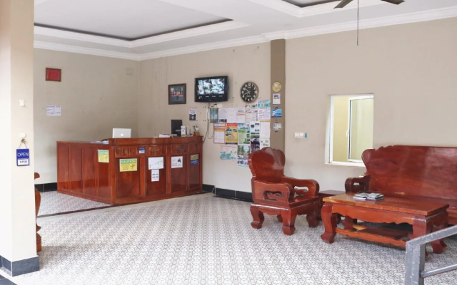 Neakru Guesthouse and Restaurant