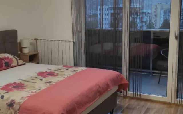 M&I Apartment