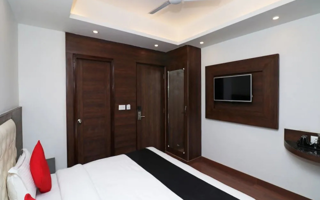 Capital O 26634 Grand Sm Regency