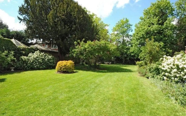 Wimbledon 2 Bedroom Apartment