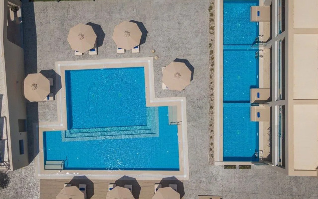 Mystique Luxury Suites & Maisonettes