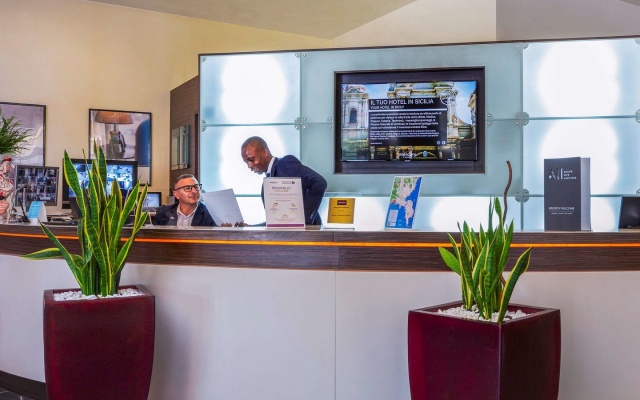 Отель Mercure Siracusa Prometeo