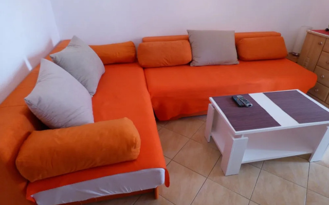 Apartments "ruza" Baska Voda