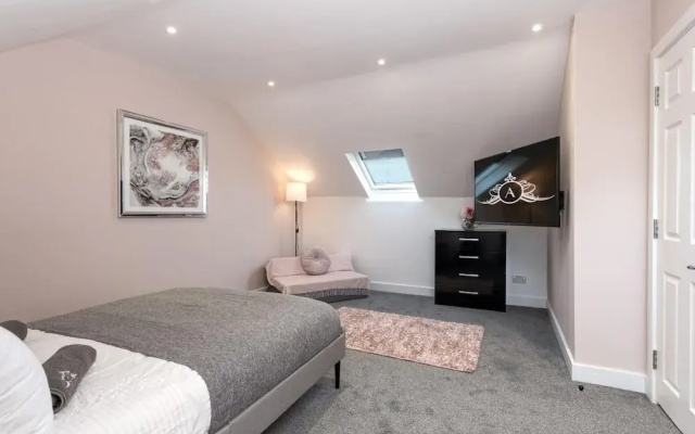 Huge 1-bed Apartment in Kent