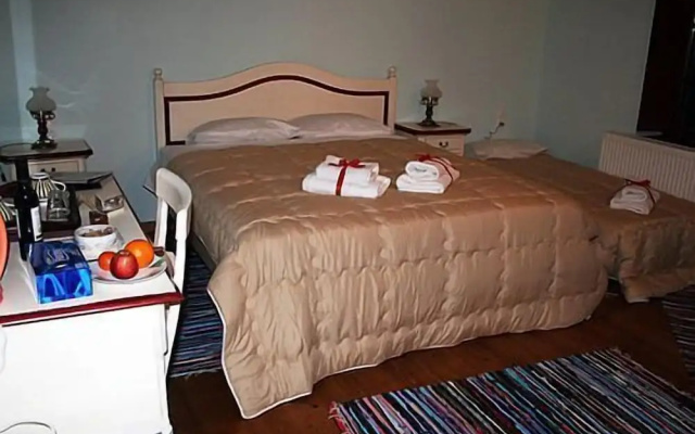 Nikolas Guesthouse