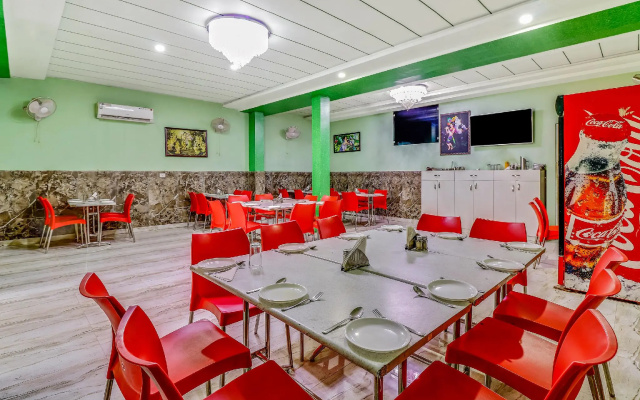 OYO 45391 Hotel Ananda & Restaurant
