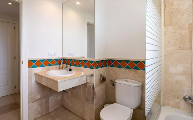 First line beach apartment 318