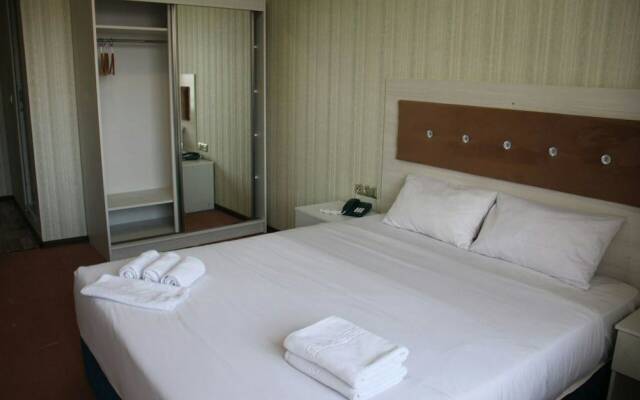 Royal Sky Hotel комната для гостей