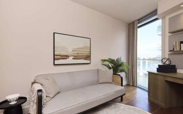 Battersea Riverside Luxury Apartment