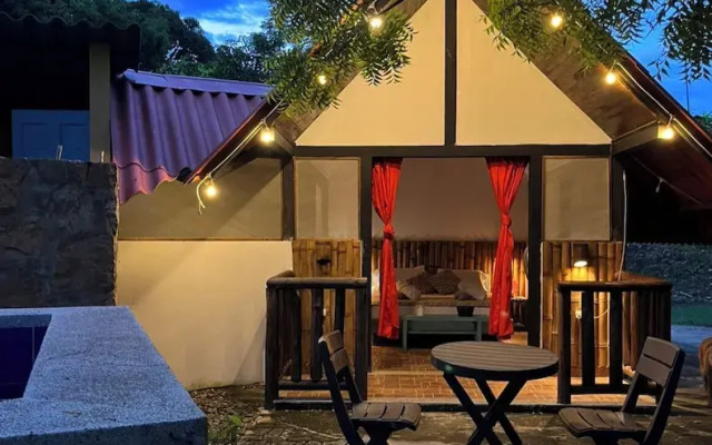 Mangoo Glamping