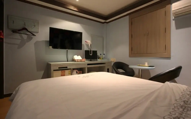 Osan the Rest Hotel