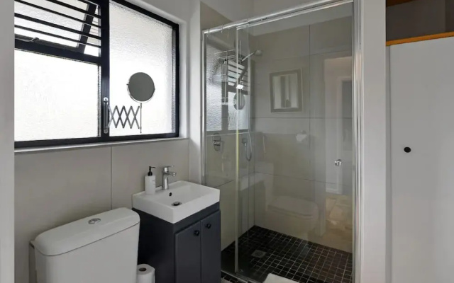 Charming 2-bed Central Green Point Stadium