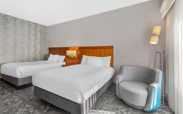 Sonesta Select Newport Middletown Hotel