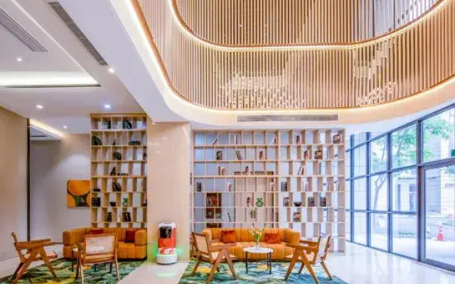 Orange Hotel (Hangzhou Jinshahu Yintai Department Store)