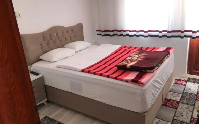 Gumus Hotel