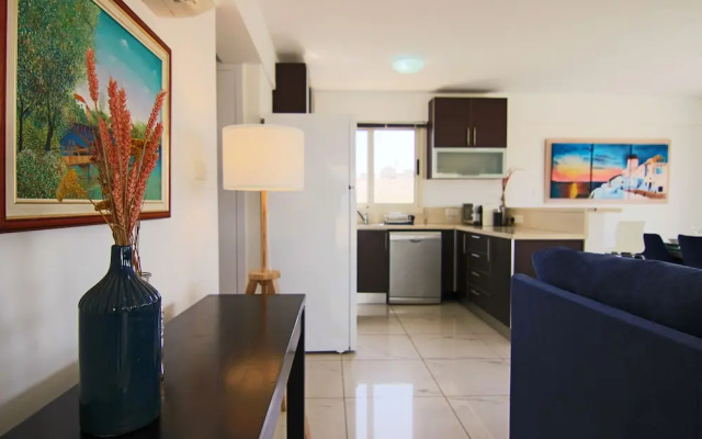 Phaedrus Living Seaside Luxury Flat Pervolia