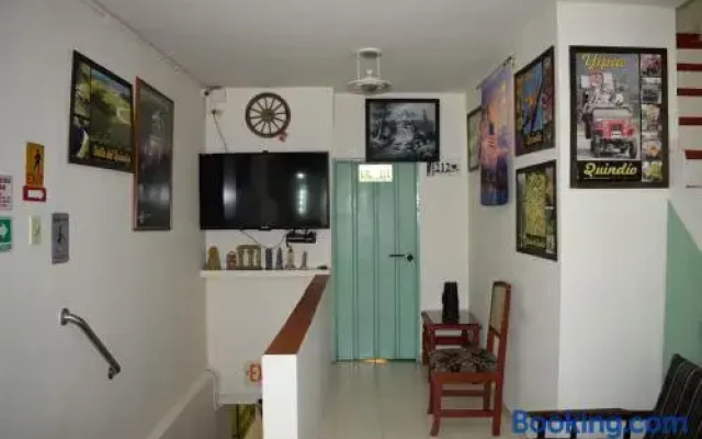 Cafe Inn Casa Hotel