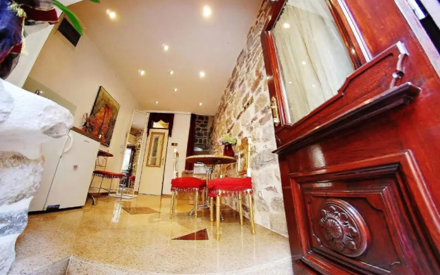 VG Three Bedroom Castle