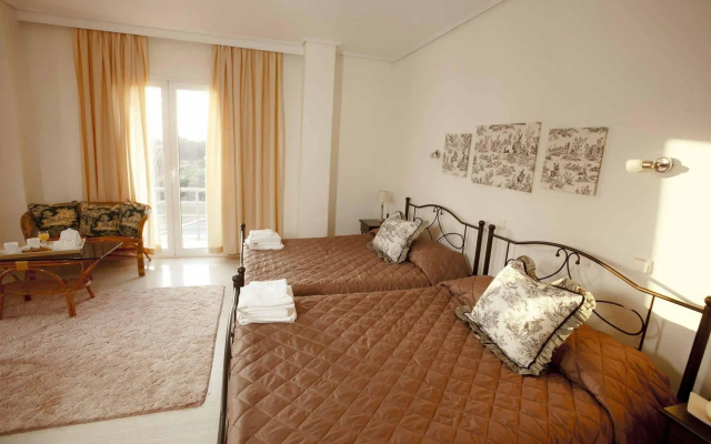 Minavra Hotel