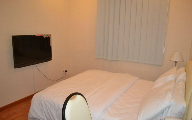 Golden Suites Hotel