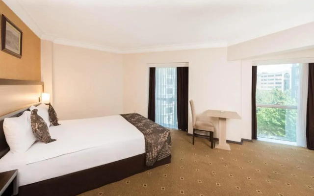 Hotel Ismira