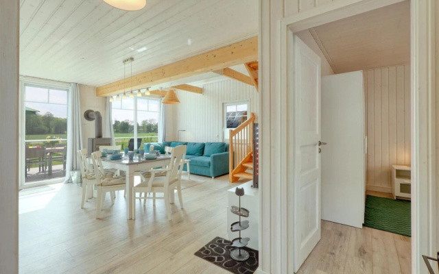 Stunning Home in Zerpenschleuse With 2 Bedrooms, Wifi and Sauna
