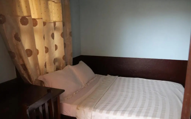 Hotel Aurore Lome