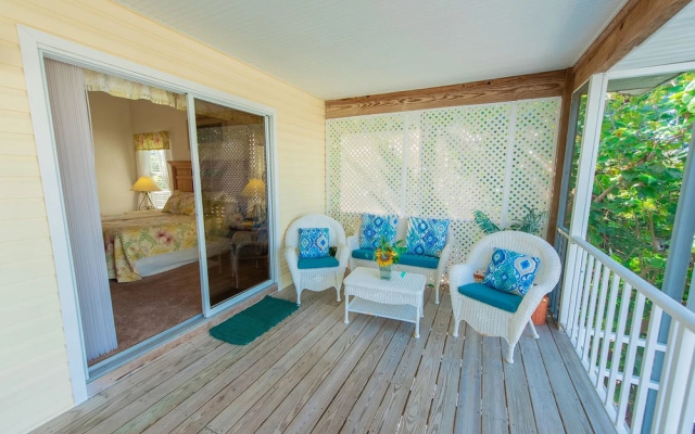 Dockside Retreat