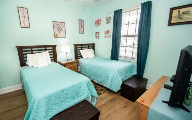 Magnolia Place 4789-103