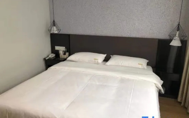 Thih Hotel Shanghai