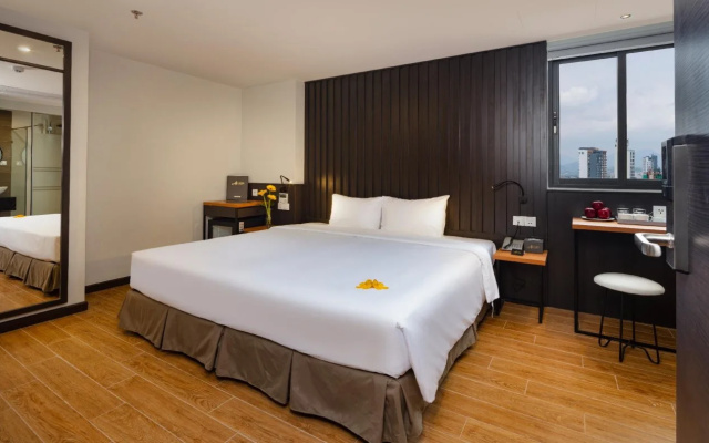 Отель Hermes Nha Trang