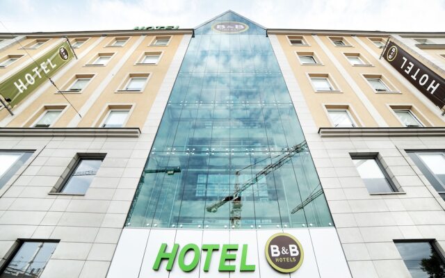 Отель B&B Hotel Wrocław Centrum Польша, Вроцлав - 1 отзыв об отеле, цены и фото номеров - забронировать отель B&B Hotel Wrocław Centrum онлайн вид на фасад