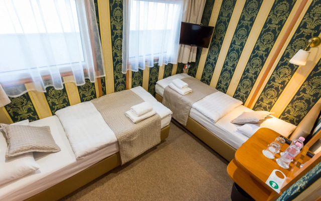 Grand Jules Boat Hotel Budapest