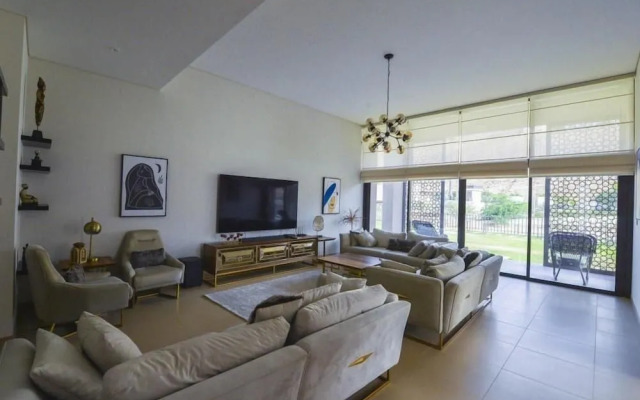 Villa Bay