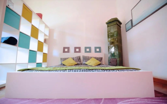 Giulia Halldis Apartment