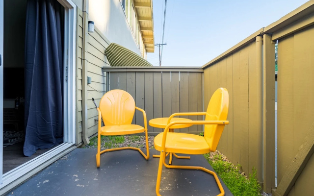 WanderJaunt-Serrano-2BR-Point Loma