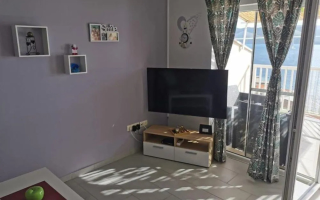 Apartment Sutalo with Hot Tub