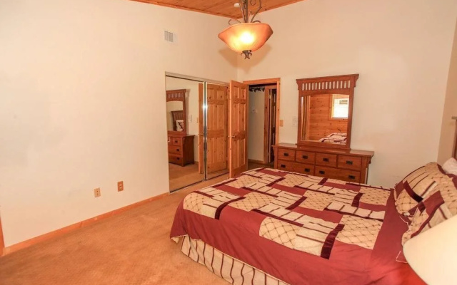Bear Loop Chalet