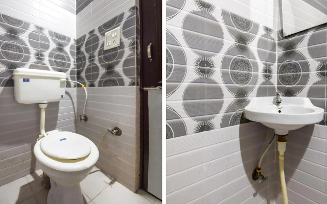 OYO 70517 Sabtera Homes