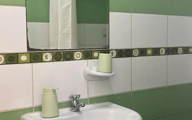 Habitación Alborada 2 con baño privado