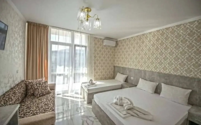 Grand Elif