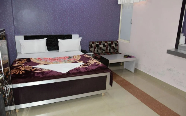 Grand Hotel Vinayak