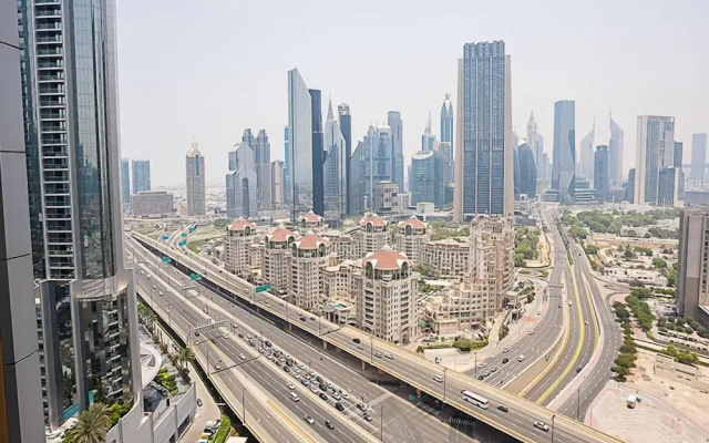 Lux 1BR Apt in Dubai Mall Residences