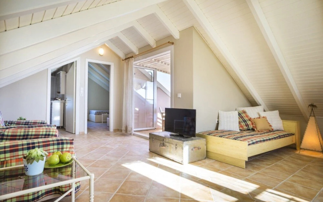 Villa Serenity Sleeps 9