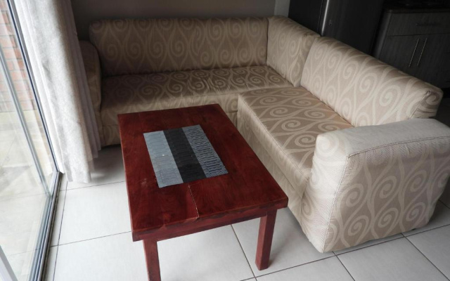 2 Bed Apartment With En-suite Kitchenette - 2064