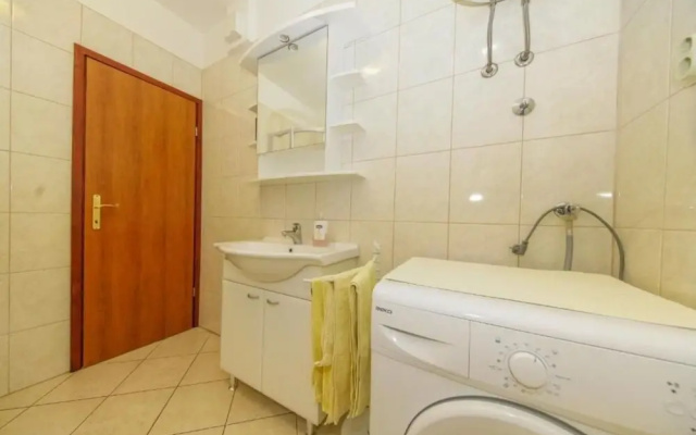 Brane - Economy Apartments - A2