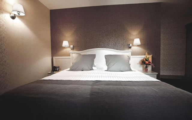 Best Western Le Duguesclin