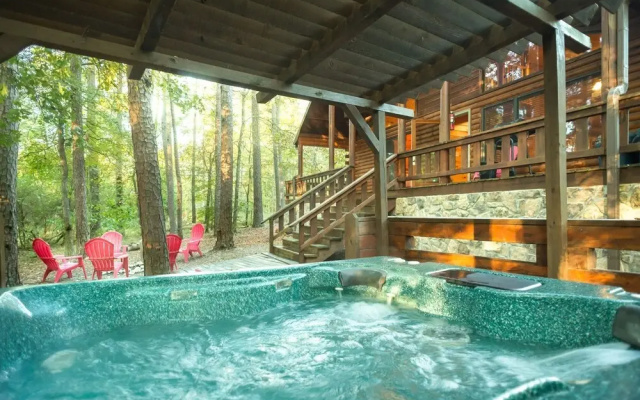 Serenity Forest Cabin With Private Hot Tub and Grill on the Back Deck by Redawning