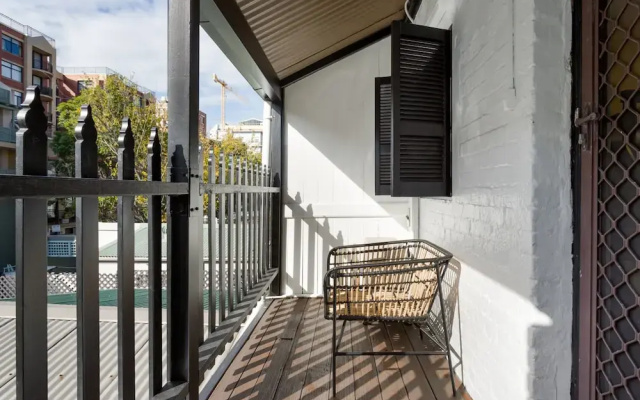Beautiful 2-bed Terrace House With Outdoor Areas